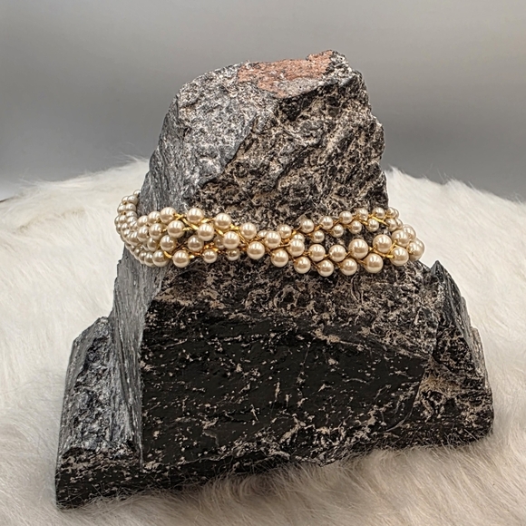 Elegant Vintage Gold Pearl Inspired Double Row Graduated 24" Necklace - Picture 4 of 8